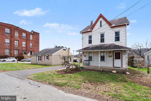 345 E WALNUT ST, Marietta, PA 17547