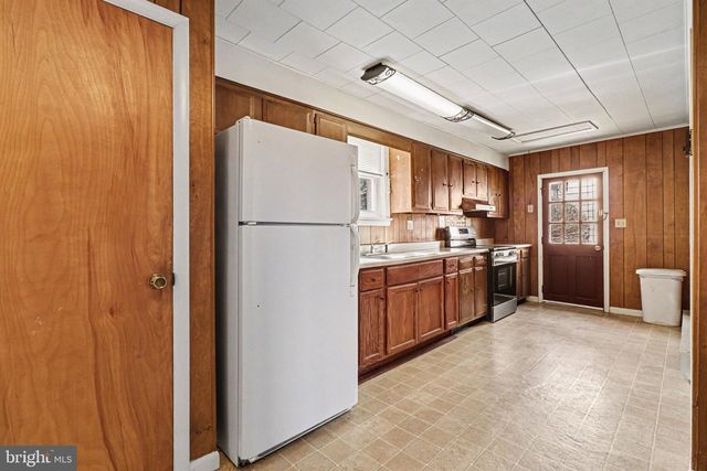 345 E WALNUT ST, Marietta, PA 17547