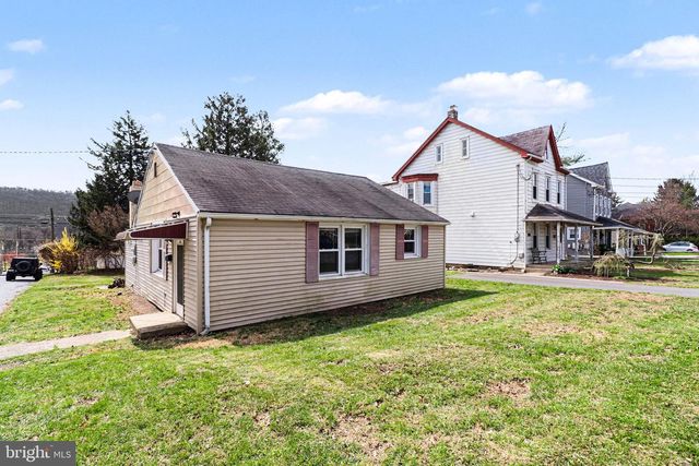 345 E WALNUT ST, Marietta, PA 17547