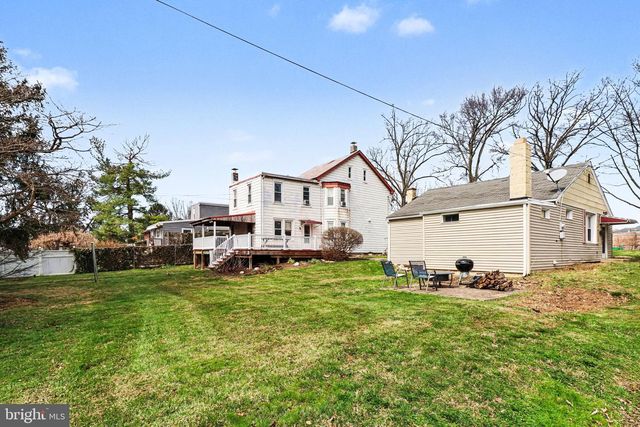 345 E WALNUT ST, Marietta, PA 17547