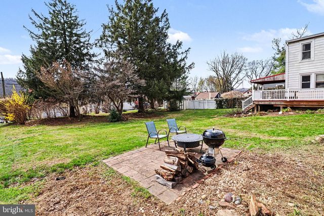 345 E WALNUT ST, Marietta, PA 17547