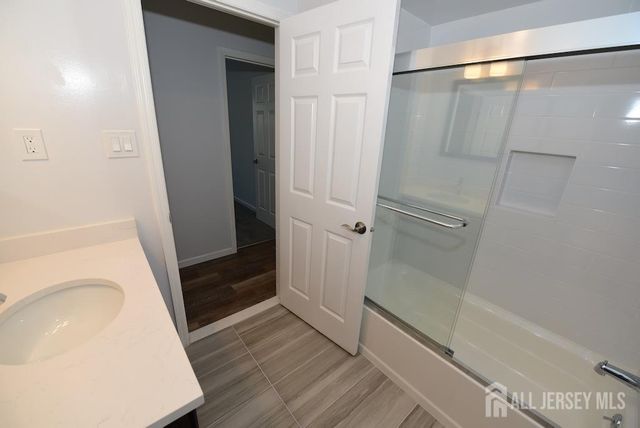 302 Hidden Village Drive, Perth Amboy, NJ 08861