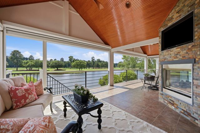 743 Crabtree Crossing Parkway, Cary, NC 27513