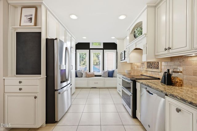 743 Crabtree Crossing Parkway, Cary, NC 27513