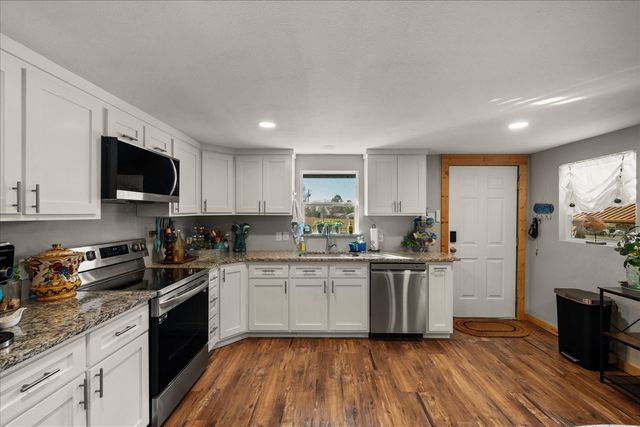 681 Briggs Boulevard, East Tawakoni, TX 75472