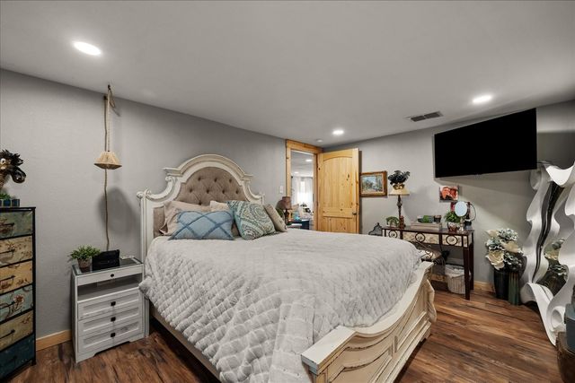 681 Briggs Boulevard, East Tawakoni, TX 75472