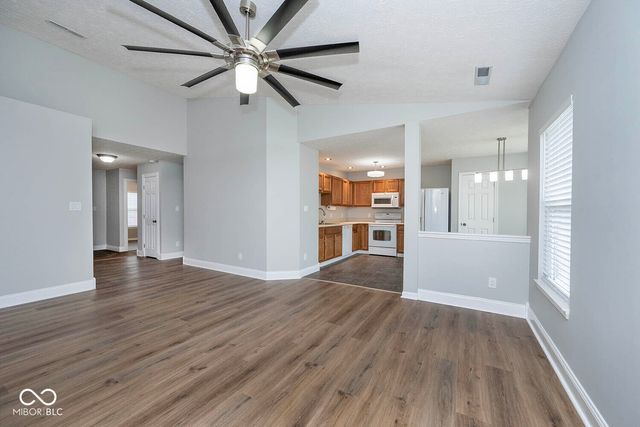 6730 Smithfield Boulevard, Indianapolis, IN 46237