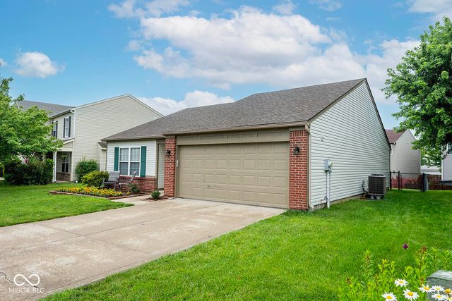 6730 Smithfield Boulevard, Indianapolis, IN 46237