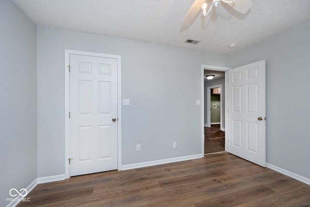 6730 Smithfield Boulevard, Indianapolis, IN 46237