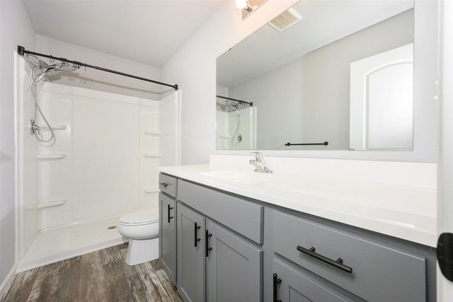 1708 Harper Grove Lane, Vicksburg, MI 49097