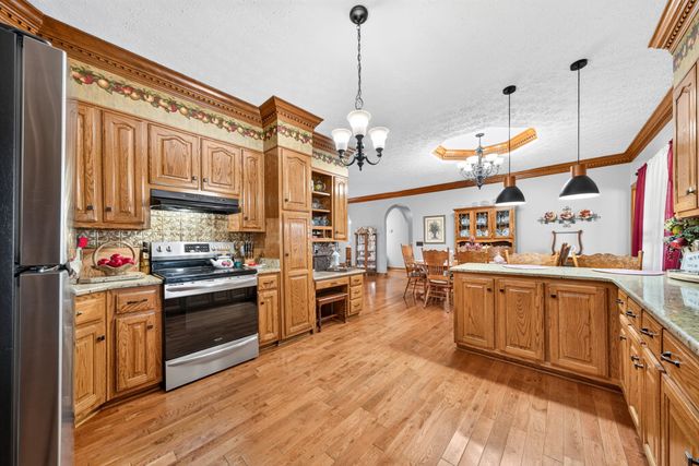 516 Gamaliel Rd, Red Boiling Springs, TN 37150