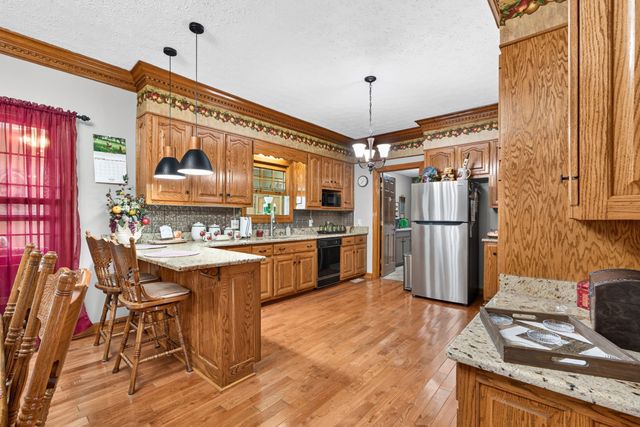 516 Gamaliel Rd, Red Boiling Springs, TN 37150