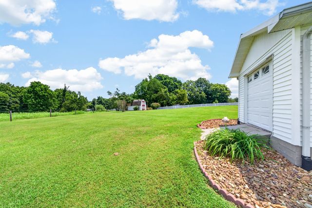 516 Gamaliel Rd, Red Boiling Springs, TN 37150