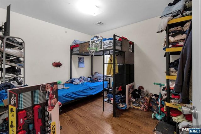 327 Park Street, Elizabeth, NJ 07206