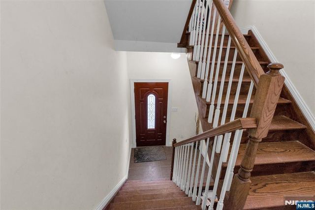327 Park Street, Elizabeth, NJ 07206