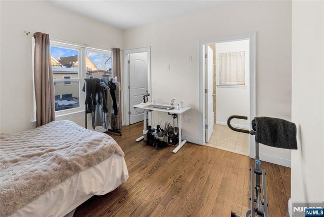 327 Park Street, Elizabeth, NJ 07206