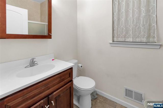 327 Park Street, Elizabeth, NJ 07206