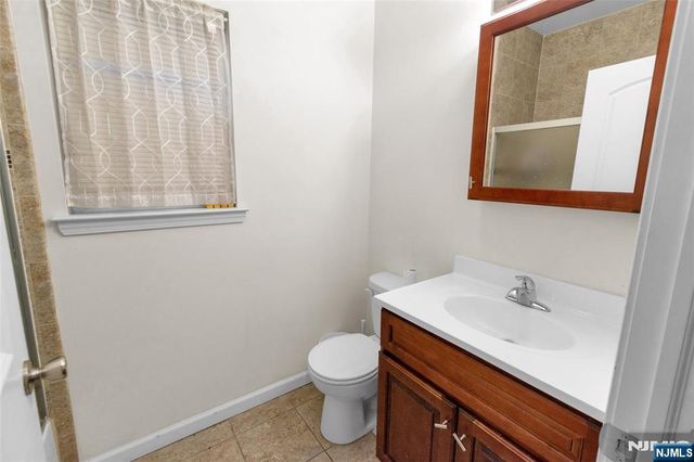 327 Park Street, Elizabeth, NJ 07206