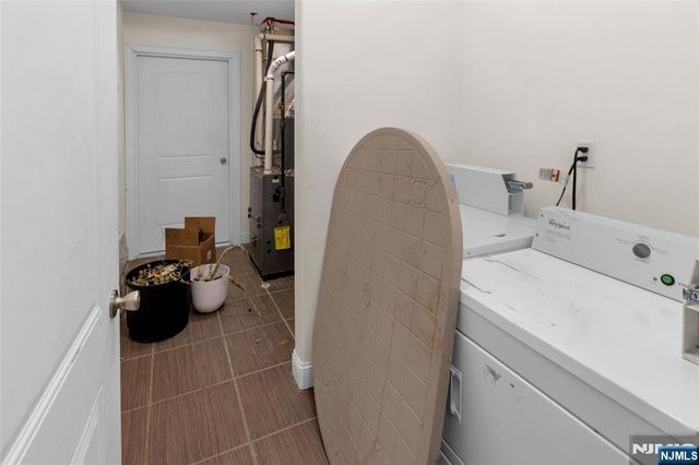 327 Park Street, Elizabeth, NJ 07206