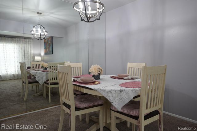 29612 City Center Drive 1, Warren, MI 48093