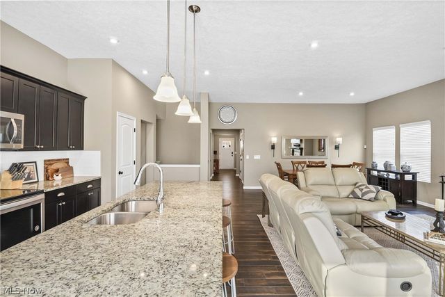 3542 Sandlewood Drive, Brunswick, OH 44212