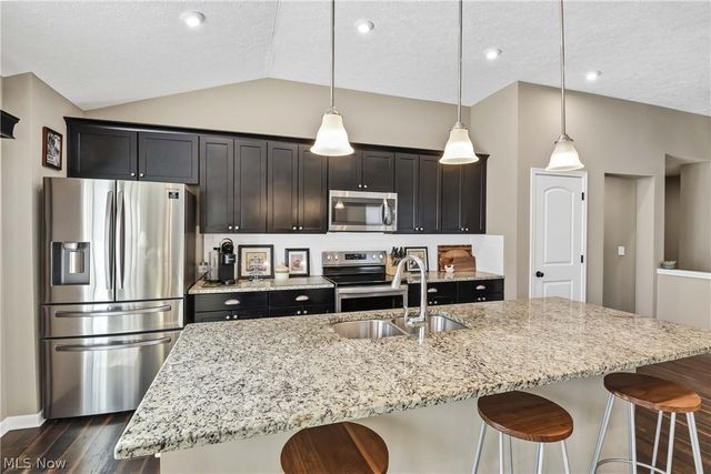 3542 Sandlewood Drive, Brunswick, OH 44212