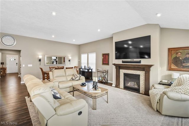 3542 Sandlewood Drive, Brunswick, OH 44212