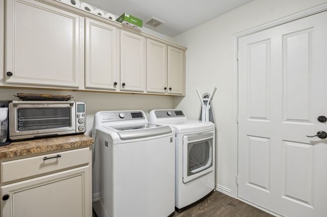 11712 Lynnbrook Drive, Denton, TX 76207