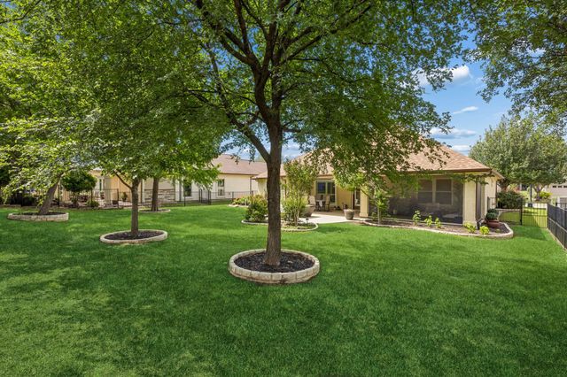 11712 Lynnbrook Drive, Denton, TX 76207