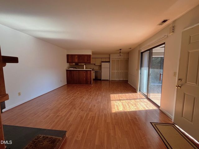 340 Summerwalk Circle, Chapel Hill, NC 27517
