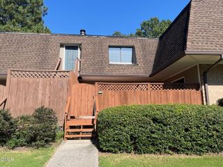 340 Summerwalk Circle, Chapel Hill, NC 27517