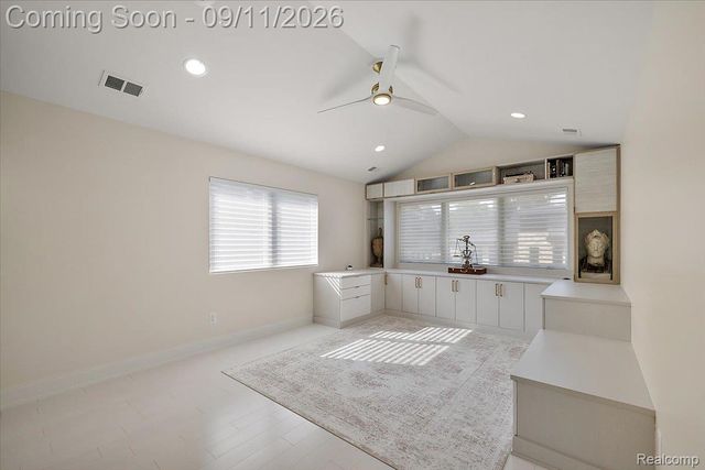 523 Renshaw Street, Rochester, MI 48307