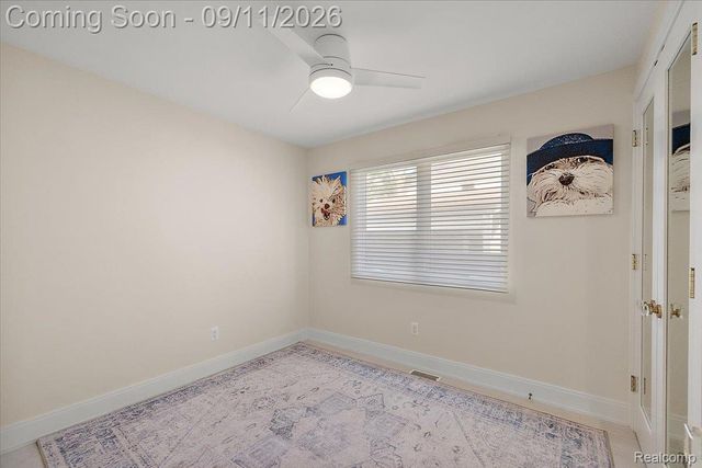 523 Renshaw Street, Rochester, MI 48307