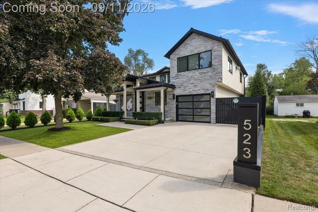 523 Renshaw Street, Rochester, MI 48307