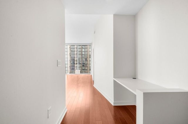 855 Peachtree Street NE 2513, Atlanta, GA 30308