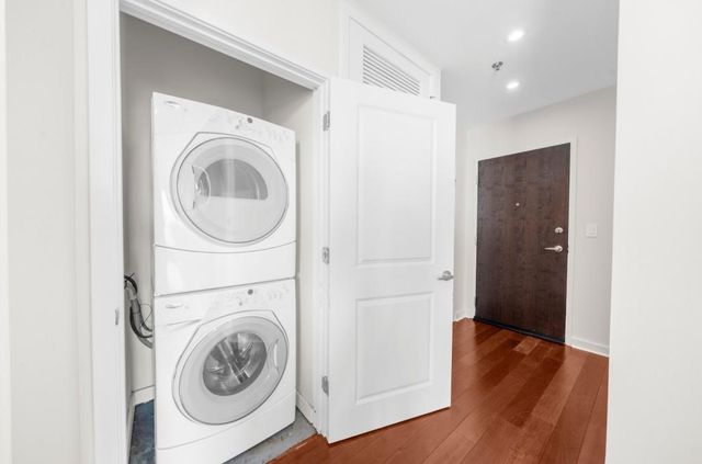 855 Peachtree Street NE 2513, Atlanta, GA 30308