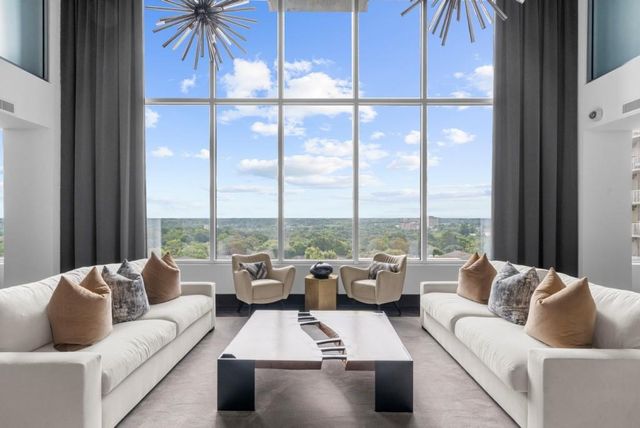 855 Peachtree Street NE 2513, Atlanta, GA 30308