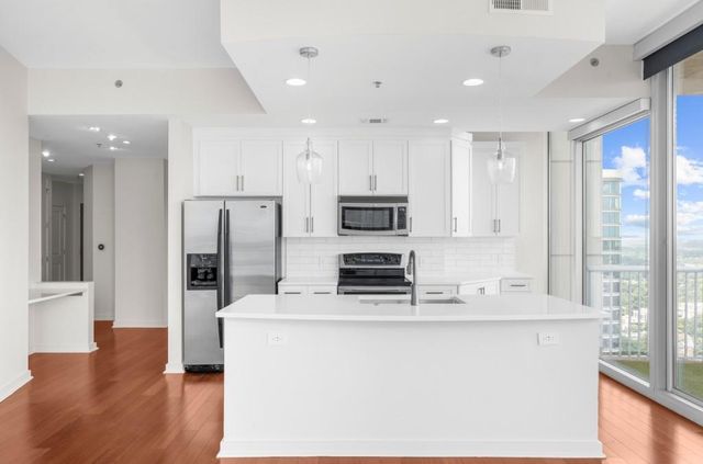 855 Peachtree Street NE 2513, Atlanta, GA 30308