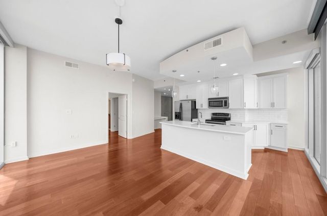 855 Peachtree Street NE 2513, Atlanta, GA 30308