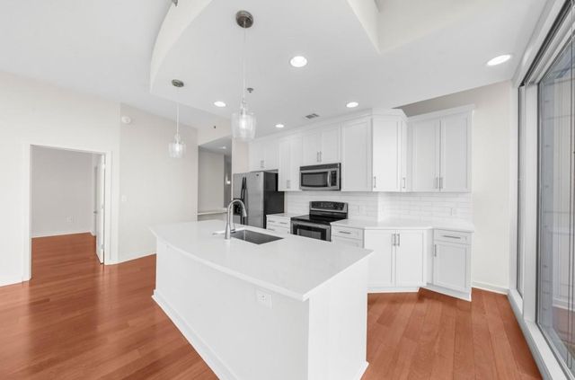 855 Peachtree Street NE 2513, Atlanta, GA 30308