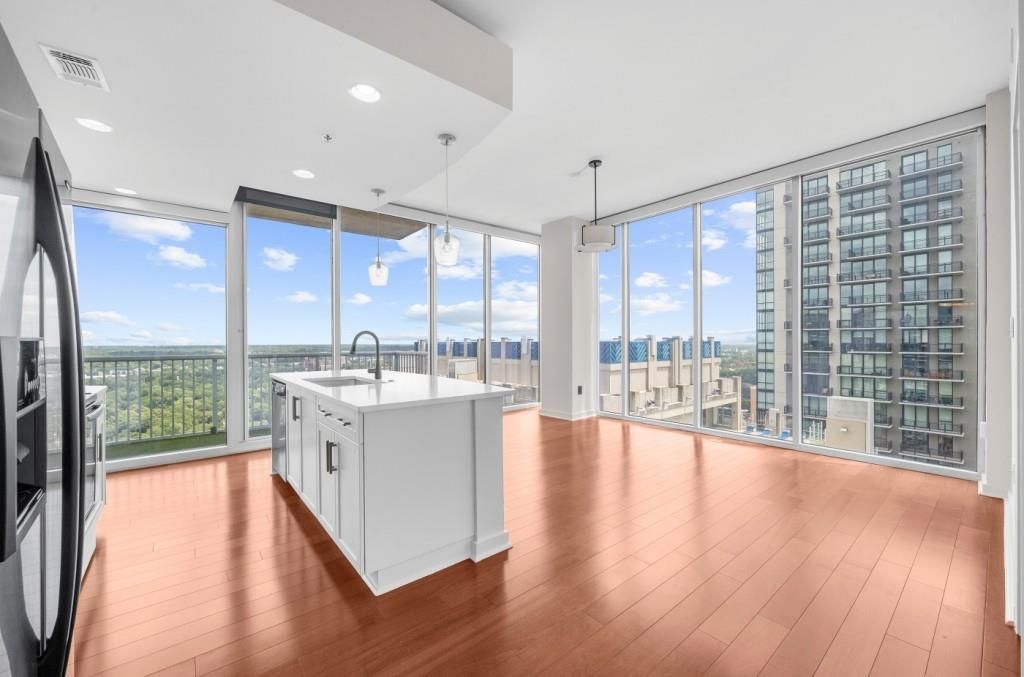 855 Peachtree Street NE 2513, Atlanta, GA 30308