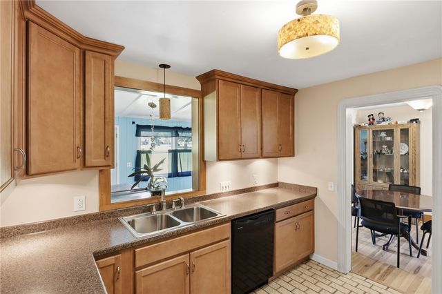 4853 West Ridge Road, Parma, NY 14559