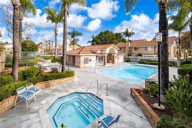 1120 Portofino Court 104, Corona, CA 92881
