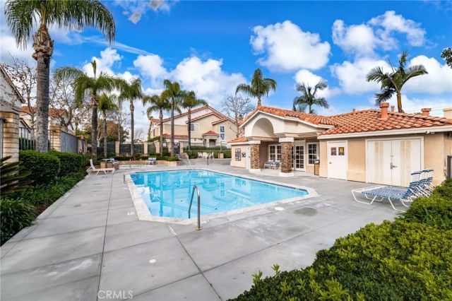 1120 Portofino Court 104, Corona, CA 92881