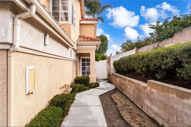 1120 Portofino Court 104, Corona, CA 92881