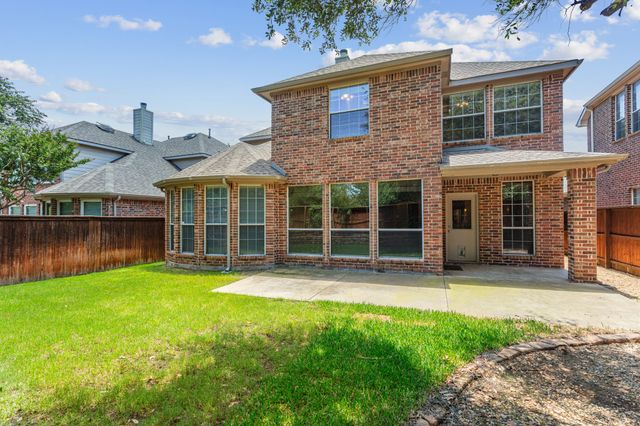 1441 Golf Club Drive, Lantana, TX 76226