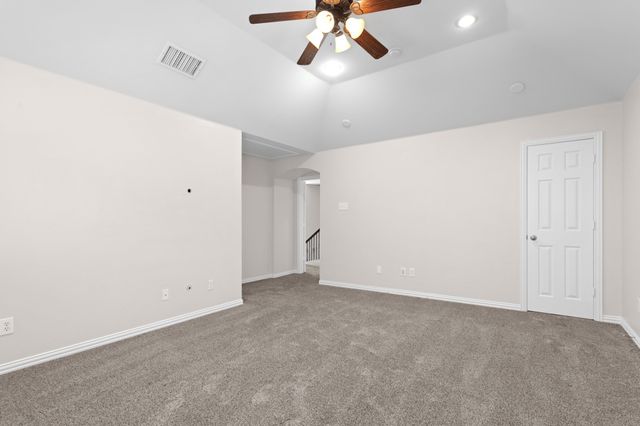 1441 Golf Club Drive, Lantana, TX 76226