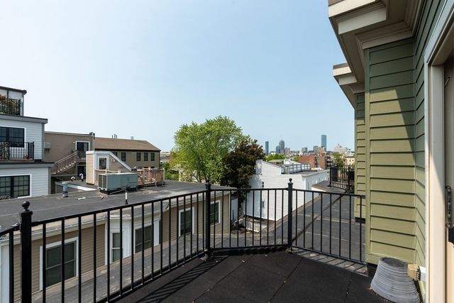 264 Athens Street 7, Boston, MA 02127