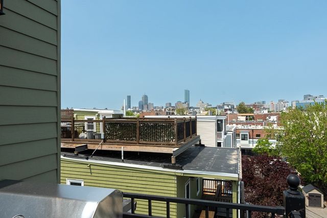 264 Athens Street 7, Boston, MA 02127