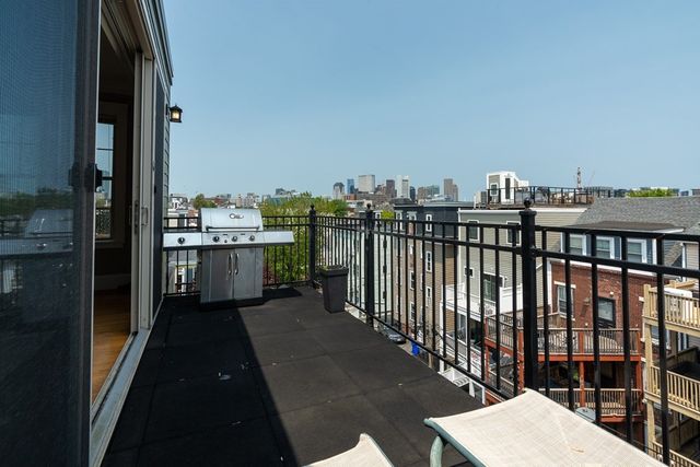 264 Athens Street 7, Boston, MA 02127